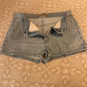 MOTHER “snacks” Women's Denim Shorts - Light Blue